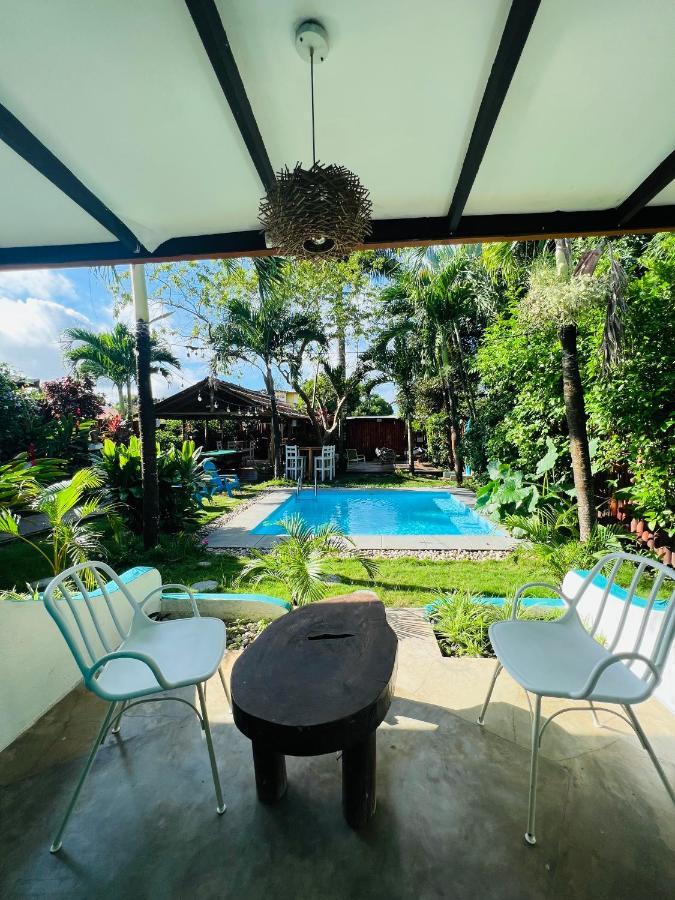 Hotel Carey Pedasi Town Екстер'єр фото