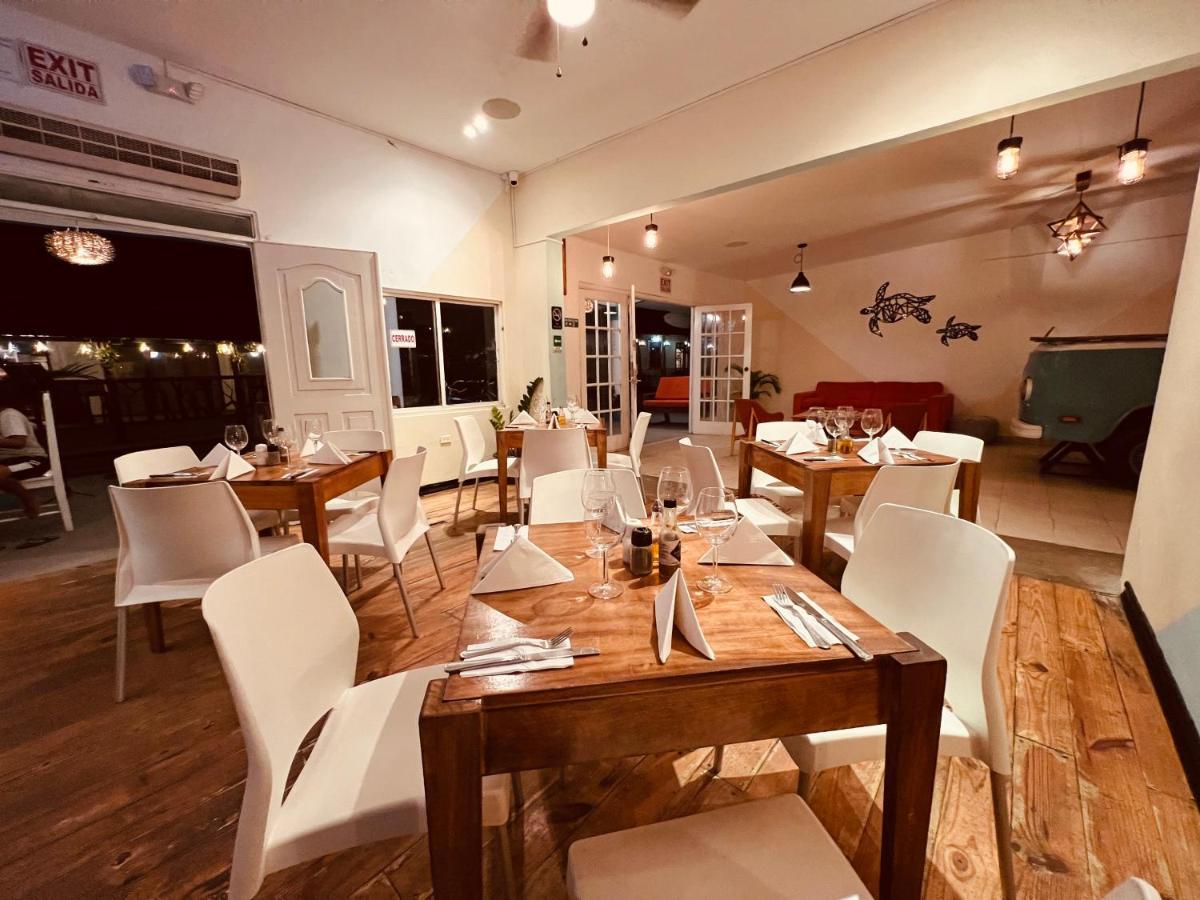 Hotel Carey Pedasi Town Екстер'єр фото